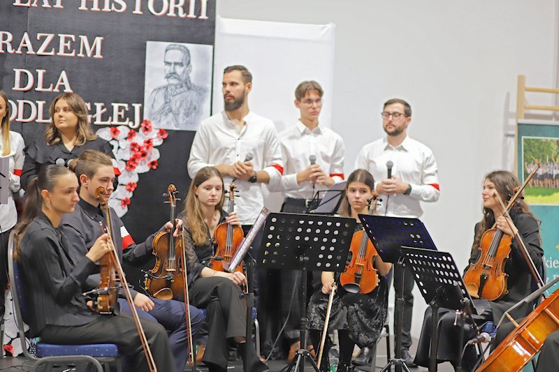 Obchodów Święta Niepodległości ciąg dalszy